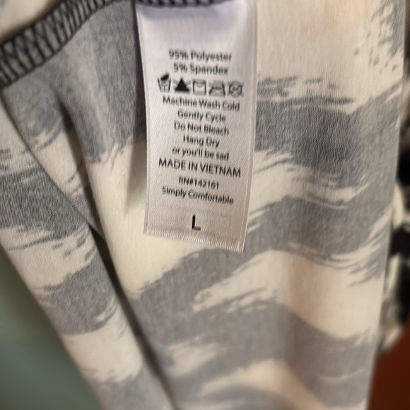 Black and White Lula roe Dani  Zigzag Maxi Dress - Picture 3 of 3